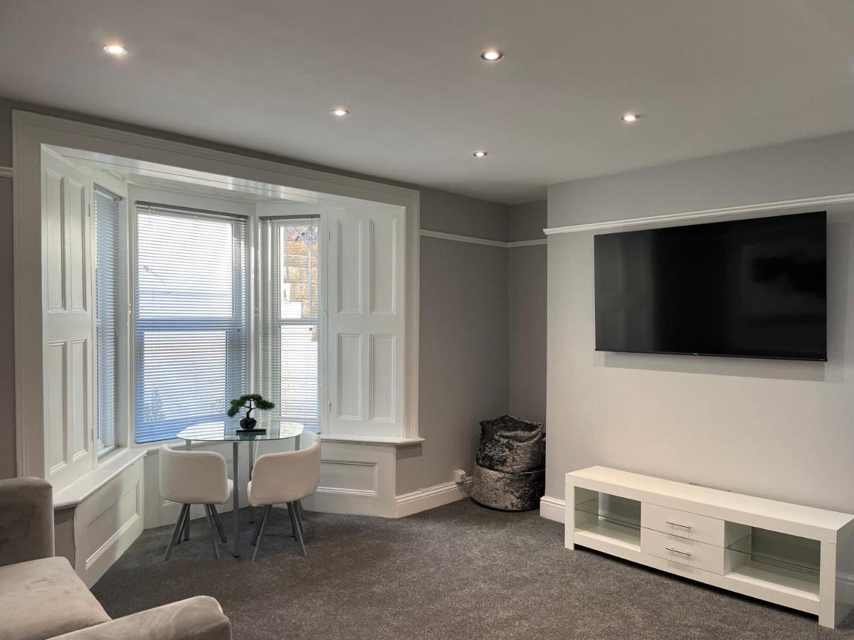 Large 1 Bedroom Flat With Private Parking Πλίμουθ Εξωτερικό φωτογραφία