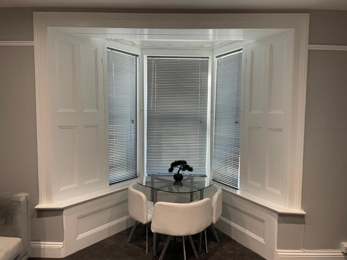 Large 1 Bedroom Flat With Private Parking Πλίμουθ Εξωτερικό φωτογραφία